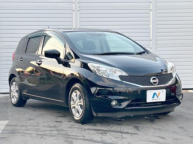 ノート Ｘ　エマージェンシーブレーキ　純正ナビ　バックカメラ　Ｂｌｕｅｔｏｏｔｈ　オートエアコン　ステアリングスイッチ　アイドリングストップ　スマートキー　オートライト　車線逸脱警報　禁煙車（17枚目）