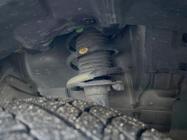 ノート Ｘ　エマージェンシーブレーキ　純正ナビ　バックカメラ　Ｂｌｕｅｔｏｏｔｈ　オートエアコン　ステアリングスイッチ　アイドリングストップ　スマートキー　オートライト　車線逸脱警報　禁煙車（22枚目）