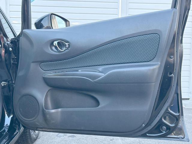 ノート Ｘ　エマージェンシーブレーキ　純正ナビ　バックカメラ　Ｂｌｕｅｔｏｏｔｈ　オートエアコン　ステアリングスイッチ　アイドリングストップ　スマートキー　オートライト　車線逸脱警報　禁煙車（49枚目）