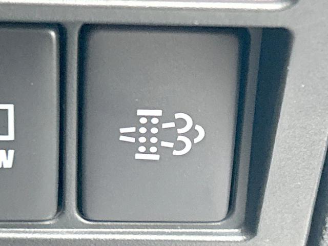 ハイラックス Ｚ　ＧＲスポーツ　純正ナビ　パノラミックビューモニター　ハードトノカバー　Ｂｌｕｅｔｏｏｔｈ　パワーシート　純正１８インチアルミホイール　ＬＥＤライト　パドルシフト　ハーフレザーシート　禁煙車（31枚目）