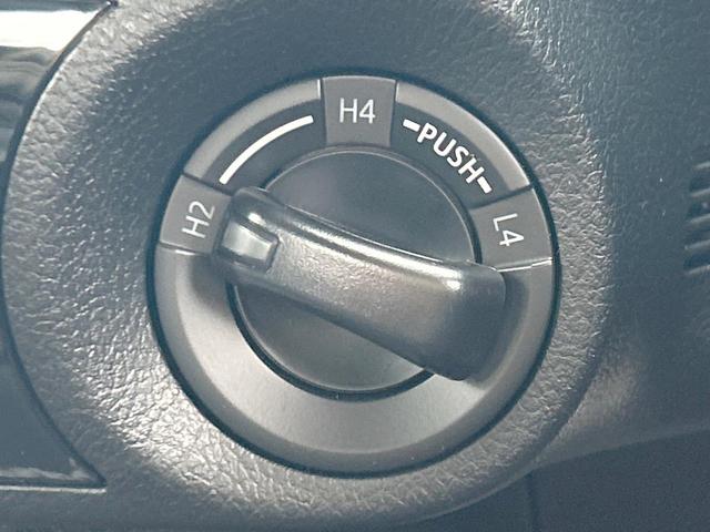 ハイラックス Ｚ　ＧＲスポーツ　純正ナビ　パノラミックビューモニター　ハードトノカバー　Ｂｌｕｅｔｏｏｔｈ　パワーシート　純正１８インチアルミホイール　ＬＥＤライト　パドルシフト　ハーフレザーシート　禁煙車（41枚目）