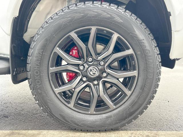 ハイラックス Ｚ　ＧＲスポーツ　純正ナビ　パノラミックビューモニター　ハードトノカバー　Ｂｌｕｅｔｏｏｔｈ　パワーシート　純正１８インチアルミホイール　ＬＥＤライト　パドルシフト　ハーフレザーシート　禁煙車（58枚目）