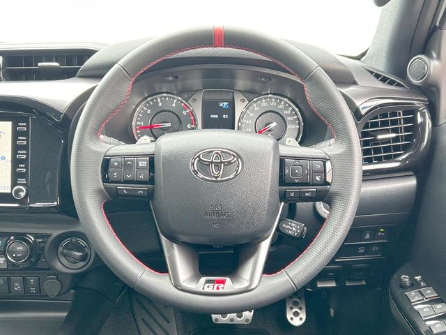 ハイラックス Ｚ　ＧＲスポーツ　純正ナビ　パノラミックビューモニター　ハードトノカバー　Ｂｌｕｅｔｏｏｔｈ　パワーシート　純正１８インチアルミホイール　ＬＥＤライト　パドルシフト　ハーフレザーシート　禁煙車（63枚目）