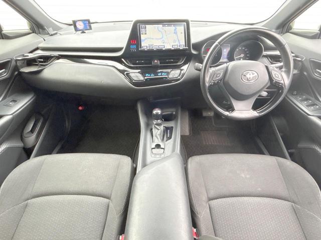 Ｃ－ＨＲ Ｓ　セーフティセンス　純正９型ナビ　バックカメラ　Ｂｌｕｅｔｏｏｔｈ　ＬＥＤヘッドライト　スマートキー　純正１７インチアルミホイール　オートハイビーム　禁煙車（2枚目）