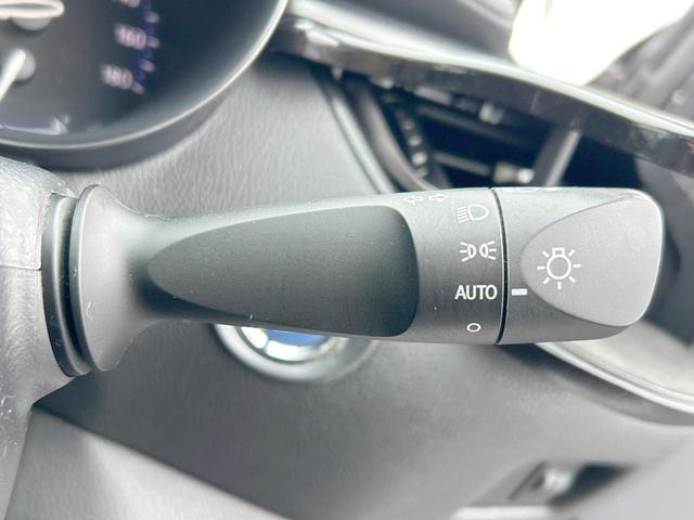 Ｃ－ＨＲ Ｓ　セーフティセンス　純正９型ナビ　バックカメラ　Ｂｌｕｅｔｏｏｔｈ　ＬＥＤヘッドライト　スマートキー　純正１７インチアルミホイール　オートハイビーム　禁煙車（34枚目）