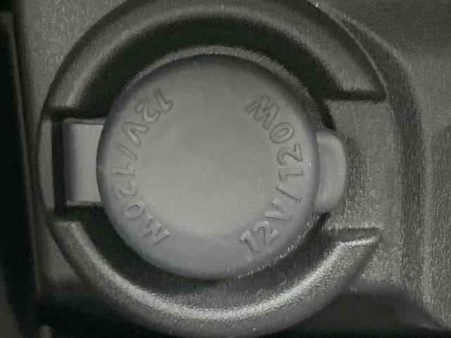 スイフト ハイブリッドＭＺ　全方位モニター付き９型ナビ　セーフティサポート　ＬＥＤライト　ＬＥＤフォグランプ　ＡｐｐｌｅＣａｒＰｌａｙ　純正１６インチアルミホイール　フルセグ　パドルシフト　オートブレーキホールド　禁煙車（46枚目）