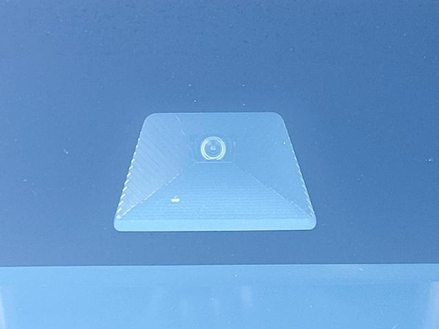 Ｎ－ＢＯＸカスタム Ｇ・Ｌターボホンダセンシング　２トーンルーフ　純正８型インターナビ　両側電動ドア　バックカメラ　Ｂｌｕｅｔｏｏｔｈ　アダプティブクルーズコントロール　ＬＥＤライト　ハーフレザーシート　ビルトインＥＴＣ　スマートキー　禁煙車（3枚目）