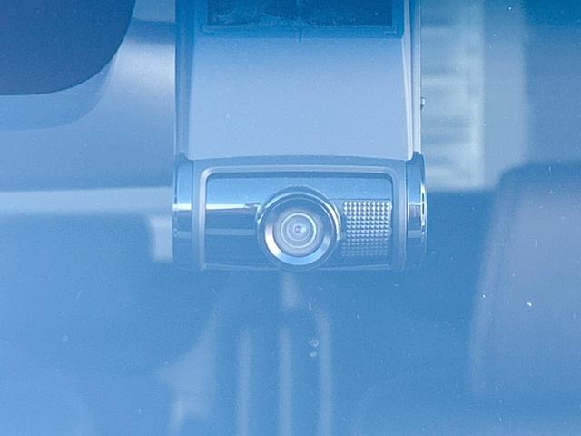 Ｎ－ＢＯＸカスタム Ｇ・Ｌターボホンダセンシング　２トーンルーフ　純正８型インターナビ　両側電動ドア　バックカメラ　Ｂｌｕｅｔｏｏｔｈ　アダプティブクルーズコントロール　ＬＥＤライト　ハーフレザーシート　ビルトインＥＴＣ　スマートキー　禁煙車（52枚目）