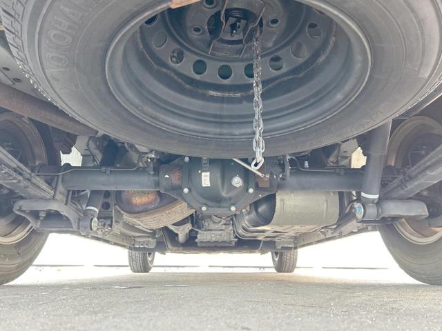 NV350キャラバンバン ロングプレミアムGX アーバンクロム 純正ナビ インテリジェントアラウンドビューモニター インテリジェントエマージェンシーブレーキ 電動スライドドア オートエアコン ETC Bluetooth フルセグ インテリジェントキー(19枚目)