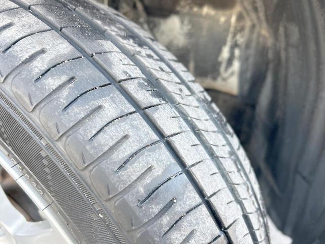 タント Ｇ　後期モデル　純正ナビ　Ｂｌｕｅｔｏｏｔｈ　電動スライドドア　オートエアコン　スマートキー　純正１４インチアルミホイール　アイドリングストップ　フォグランプ　禁煙車（53枚目）