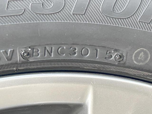 アルファード ２４０Ｓ　プライムセレクションＩＩ　４ＷＤ　フリップダウンモニター　純正ナビ　バックカメラ　禁煙車　両側電動スライドドア　リアオートエアコン　後席オットマン　フロントフォグランプ　スマートキー　ビルトインＥＴＣ　革巻きステアリング（68枚目）