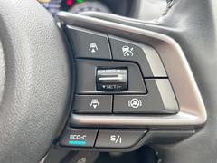 ������®�ɽ���ǽ�ե��롼������ȥ�����۹�®ƻϩ�Ǥ�Ĺ��Υ���Ԥ��ڤˡ�����ư��®�٤��ݤĥ��롼������ȥ����뤬�����ͷڸ������ƥ��Ϣ�Ȥ��������μ�ξ���Τ��Ƽִ֤��ݤĤ褦��®��Ĵ�ᤷ�Ƥ���ޤ����� 7