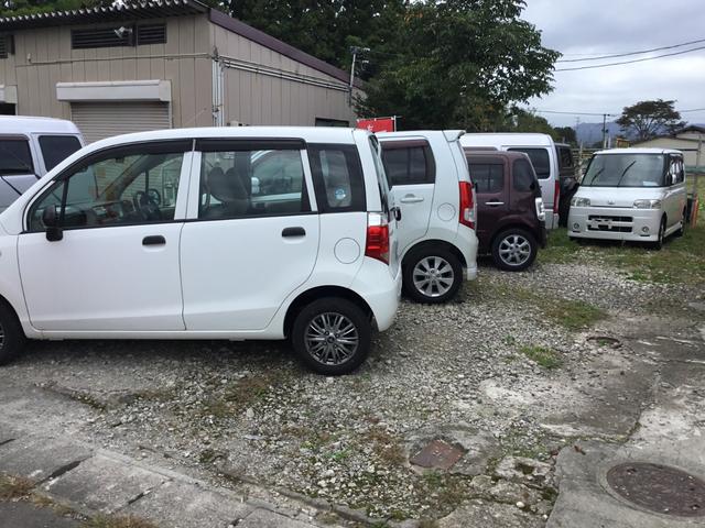ディアスワゴン 　４ＷＤ　オートマ　パワーステアリング　パワーウィンドウ　アンチロックブレーキシステム　運転席エアバック　助手席エアバック　サイドバイザー　社外アルミ（17枚目）