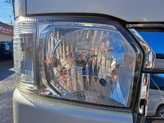 ハイエースバン ロングDX GLパッケージ 4WDディーゼルターボ 5ドア・6人乗り 寒冷地仕様 Wエアコン・Rヒーター ナビ・テレビ・バックカメラ 電動格納ミラー ビルトインETC パワーヒート・排ガス浄化スイッチ キーレスエントリー(3枚目)