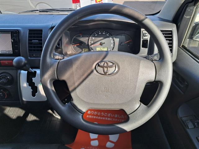 ハイエースバン ロングDX GLパッケージ 4WDディーゼルターボ 5ドア・6人乗り 寒冷地仕様 Wエアコン・Rヒーター ナビ・テレビ・バックカメラ 電動格納ミラー ビルトインETC パワーヒート・排ガス浄化スイッチ キーレスエントリー(42枚目)