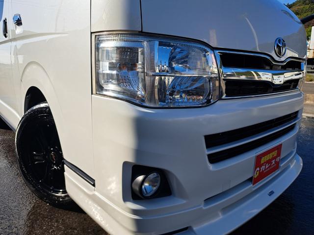 ハイエースバン ロングスーパーＧＬプライムセレ　４ＷＤディーゼルターボ　特別仕様車　寒冷地仕様　モデリスタスポイラー　社外１７インチアルミ　トヨタ純正ナビ・テレビ・バックカメラ　ウッドコンビステアリング　ＥＴＣ　キーレスエントリー　タイベル交換済み（7枚目）