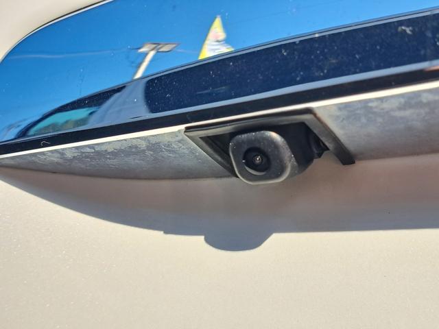 ハイエースバン ロングスーパーＧＬプライムセレ　４ＷＤディーゼルターボ　特別仕様車　寒冷地仕様　モデリスタスポイラー　社外１７インチアルミ　トヨタ純正ナビ・テレビ・バックカメラ　ウッドコンビステアリング　ＥＴＣ　キーレスエントリー　タイベル交換済み（28枚目）