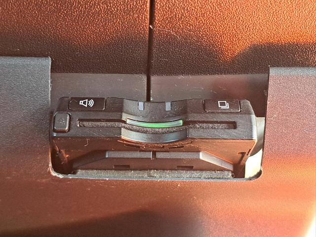 ハイエースバン ロングスーパーＧＬプライムセレ　４ＷＤディーゼルターボ　特別仕様車　寒冷地仕様　モデリスタスポイラー　社外１７インチアルミ　トヨタ純正ナビ・テレビ・バックカメラ　ウッドコンビステアリング　ＥＴＣ　キーレスエントリー　タイベル交換済み（45枚目）