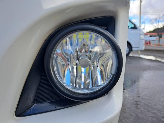 ハイエースバン ロングDX GLパッケージ 4WDディーゼルターボ LEDヘッドライト・フォグランプ 社外15インチアルミホィール TOYOTA純正HDDナビ・テレビ・Bluetooth付 ドライブレコーダー ETC 電動格納ミラー キーレス(8枚目)