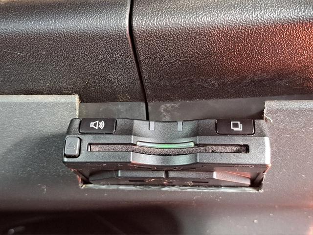 ハイエースバン ロングDX GLパッケージ 4WDディーゼルターボ LEDヘッドライト・フォグランプ 社外15インチアルミホィール TOYOTA純正HDDナビ・テレビ・Bluetooth付 ドライブレコーダー ETC 電動格納ミラー キーレス(14枚目)