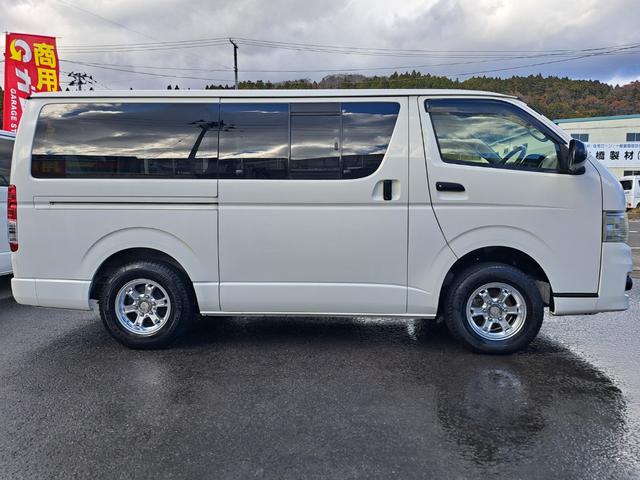 ハイエースバン ロングDX GLパッケージ 4WDディーゼルターボ LEDヘッドライト・フォグランプ 社外15インチアルミホィール TOYOTA純正HDDナビ・テレビ・Bluetooth付 ドライブレコーダー ETC 電動格納ミラー キーレス(17枚目)