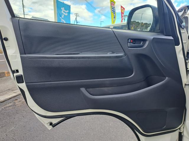 ハイエースバン ロングDX GLパッケージ 4WDディーゼルターボ LEDヘッドライト・フォグランプ 社外15インチアルミホィール TOYOTA純正HDDナビ・テレビ・Bluetooth付 ドライブレコーダー ETC 電動格納ミラー キーレス(64枚目)