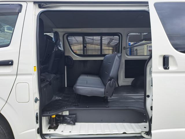 ハイエースバン ロングDX GLパッケージ 4WDディーゼルターボ LEDヘッドライト・フォグランプ 社外15インチアルミホィール TOYOTA純正HDDナビ・テレビ・Bluetooth付 ドライブレコーダー ETC 電動格納ミラー キーレス(68枚目)