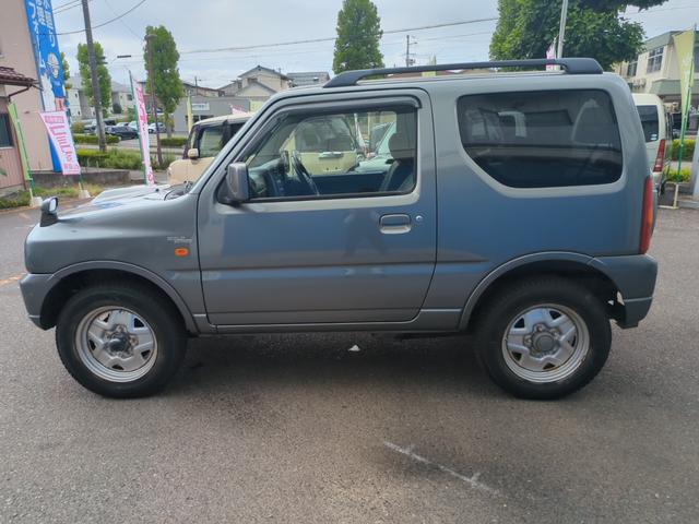 ジムニー ワイルドウインド　切替４ＷＤ　ターボ（車検令和８年９月・保証１年付）基本装備フル装備　純正ＣＤオーディオ　電格ミラー　フロア４ＡＴ　ＡＢＳ　純正１６インチＡＷスタッドレスタイヤ装着済　タイミングチェーンエンジン（9枚目）