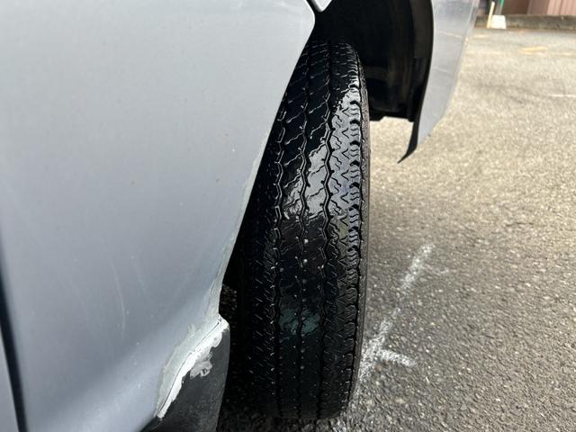 サンバーバン ディアス　切替４ＷＤ　フロア５速マニュアル（車検２年）基本装備フル装備　両側スライドドア　純正カセットオーディオ　キーレス　ＡＢＳ　１２インチホイール（5枚目）