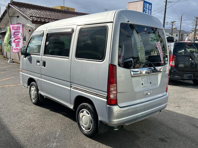 サンバーバン ディアス　切替４ＷＤ　フロア５速マニュアル（車検２年）基本装備フル装備　両側スライドドア　純正カセットオーディオ　キーレス　ＡＢＳ　１２インチホイール（13枚目）