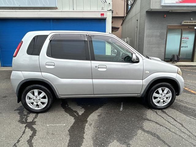 Kei Bターボ 4WD フロア5速マニュアル(車検2年)基本装備フル装備 純正CDオーディオ キーレス 電格ミラー ABS 純正14インチAW タイミングチェーンエンジン(8枚目)