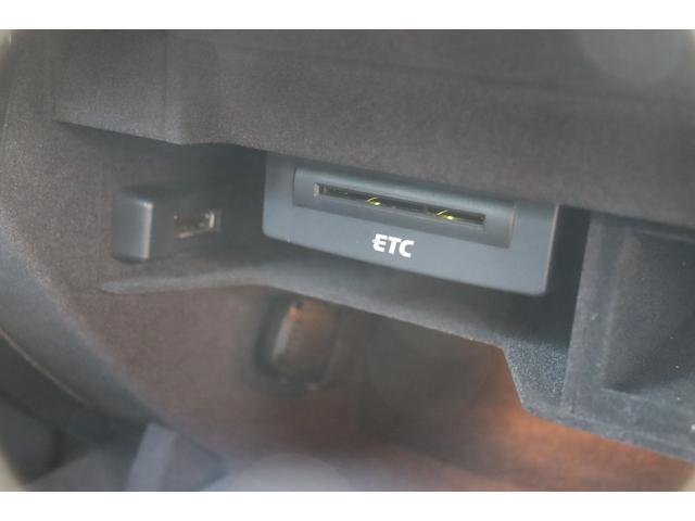 Ｑ５ ２．０ＴＦＳＩクワトロ　Ｓラインパッケージ４ＷＤ　ナビ　バックカメラ　プッシュスタート　スペアキー　パワートランク（11枚目）
