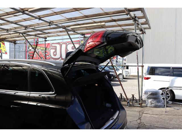 Ｑ５ ２．０ＴＦＳＩクワトロ　Ｓラインパッケージ４ＷＤ　ナビ　バックカメラ　プッシュスタート　スペアキー　パワートランク（28枚目）