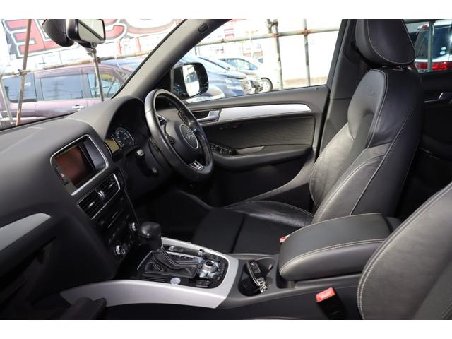 Ｑ５ ２．０ＴＦＳＩクワトロ　Ｓラインパッケージ４ＷＤ　ナビ　バックカメラ　プッシュスタート　スペアキー　パワートランク（51枚目）