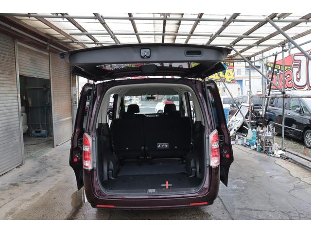 ステップワゴン Ｇ　Ｌパッケージ　４ＷＤ　ナビ　バックカメラ　両面パワースライドドア　スペアキー　ＥＴＣ１年保証（24枚目）