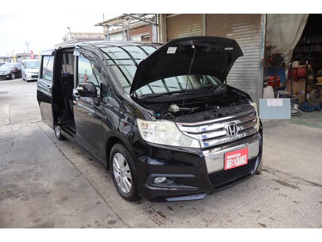 ステップワゴンスパーダ S 4WD CD 両面スライド左パワースライドドア スタッドレスタイヤ付 1年保証(14枚目)