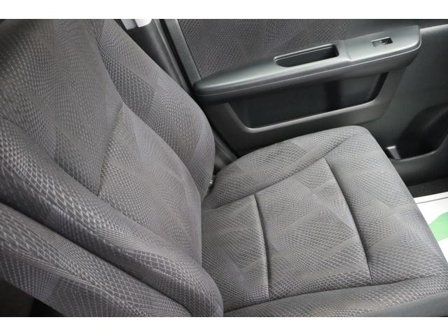 ステップワゴンスパーダ S 4WD CD 両面スライド左パワースライドドア スタッドレスタイヤ付 1年保証(31枚目)