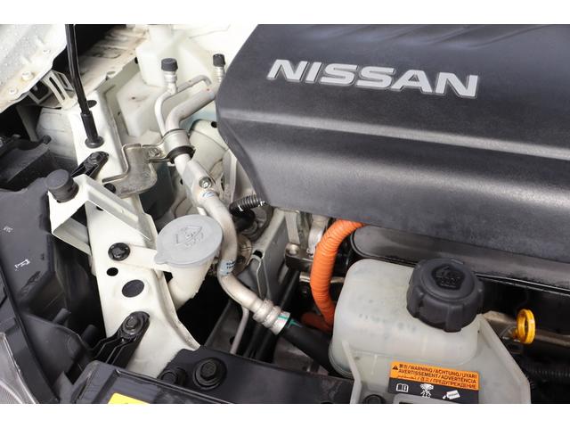 エクストレイル ２０Ｘ　ハイブリッド　エマージェンシーブレーキＰ　ナビ　バックサイドカメラ　プッシュスタート　スタッドレスタイヤ付き　１年保証（12枚目）