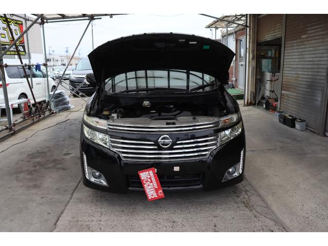 エルグランド 250ハイウェイスター 8人乗り4WD ナビフルセグTV プッシュスタート 両面パワースライドドア ドライブレコーダー スペアキー フィリップダウンモニター ETC1年保証(20枚目)