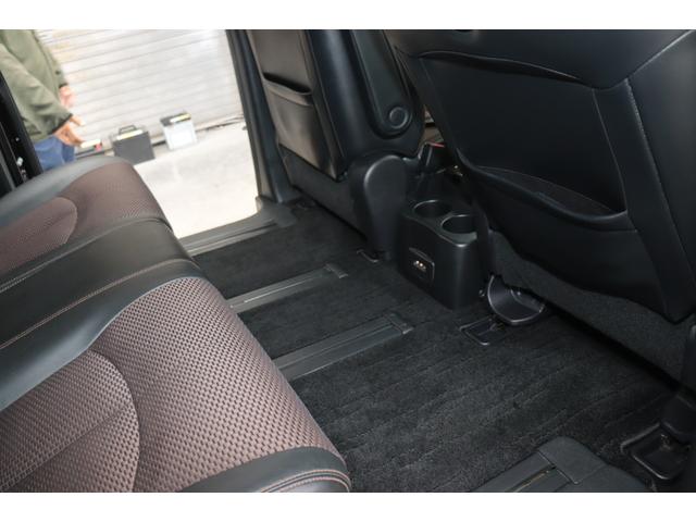 エルグランド 250ハイウェイスター 8人乗り4WD ナビフルセグTV プッシュスタート 両面パワースライドドア ドライブレコーダー スペアキー フィリップダウンモニター ETC1年保証(33枚目)