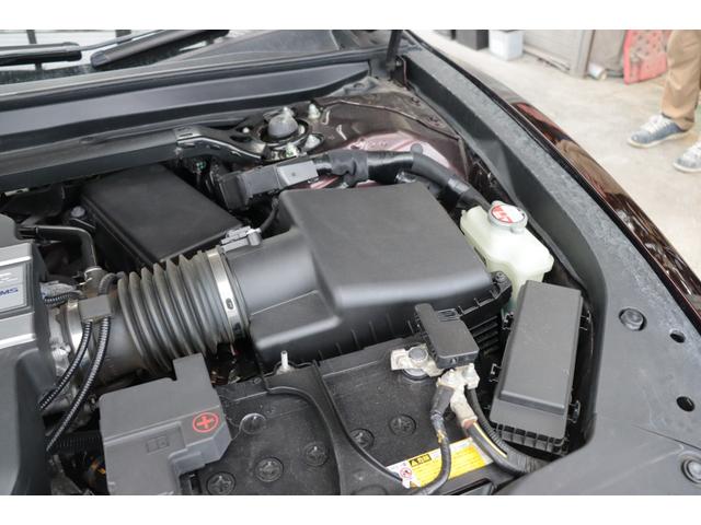 レジェンド ベースグレード EX 4WD HDDナビ バックサイドカメラ 本革シート サンルーフ プッシュスタート プレミアムオーディオ ブラインドスポット ドライブレコーダー スタッドレスタイヤ付き ETC 1年保証(12枚目)