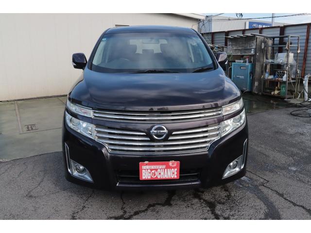 エルグランド ２５０ハイウェイスター　８人乗り　４ＷＤ　社外ＨＤＤナビ　バックカメラ　社外フリップダウンモニター　Ｂｌｕｅｔｏｏｔｈ対応　ＥＴＣ　１年保証（7枚目）