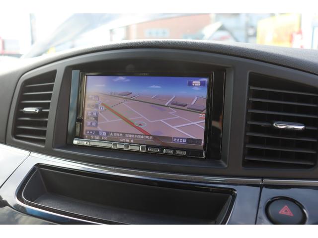 エルグランド ２５０ハイウェイスター　８人乗り　４ＷＤ　社外ＨＤＤナビ　バックカメラ　社外フリップダウンモニター　Ｂｌｕｅｔｏｏｔｈ対応　ＥＴＣ　１年保証（8枚目）