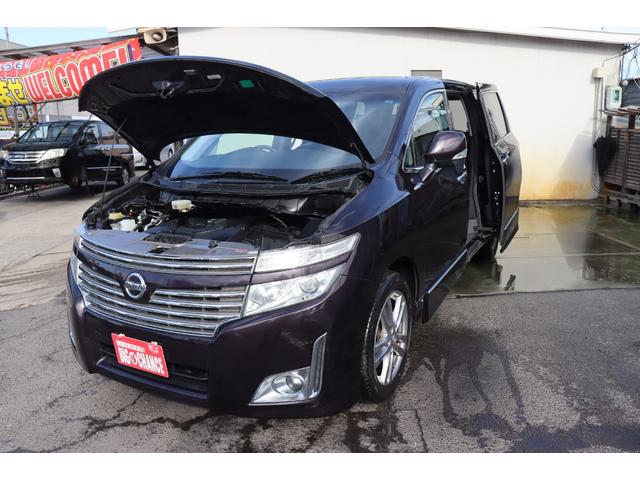 エルグランド ２５０ハイウェイスター　８人乗り　４ＷＤ　社外ＨＤＤナビ　バックカメラ　社外フリップダウンモニター　Ｂｌｕｅｔｏｏｔｈ対応　ＥＴＣ　１年保証（19枚目）