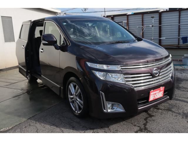 エルグランド ２５０ハイウェイスター　８人乗り　４ＷＤ　社外ＨＤＤナビ　バックカメラ　社外フリップダウンモニター　Ｂｌｕｅｔｏｏｔｈ対応　ＥＴＣ　１年保証（20枚目）