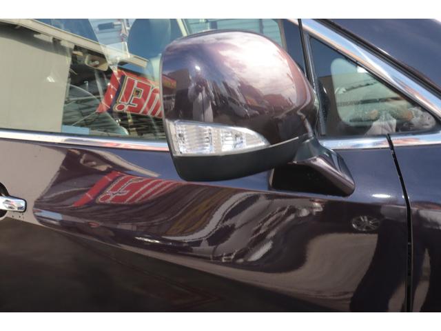 エルグランド ２５０ハイウェイスター　８人乗り　４ＷＤ　社外ＨＤＤナビ　バックカメラ　社外フリップダウンモニター　Ｂｌｕｅｔｏｏｔｈ対応　ＥＴＣ　１年保証（36枚目）