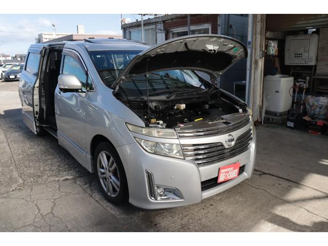 エルグランド ３５０ハイウェイスター　４ＷＤ　関西仕入れ　純正ナビ　フルセグＴＶ　アラウンドビューモニター　サンルーフ　両面パワースライドドア　プッシュスタートスペアキー　ドライブレコーダー　ＥＴＣ１年保証（18枚目）