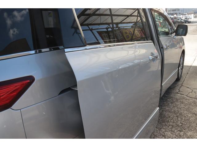 エルグランド ３５０ハイウェイスター　４ＷＤ　関西仕入れ　純正ナビ　フルセグＴＶ　アラウンドビューモニター　サンルーフ　両面パワースライドドア　プッシュスタートスペアキー　ドライブレコーダー　ＥＴＣ１年保証（25枚目）