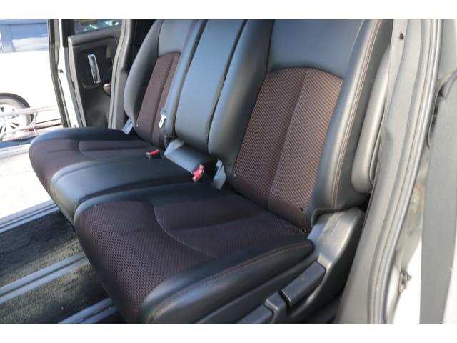 エルグランド ３５０ハイウェイスター　４ＷＤ　関西仕入れ　純正ナビ　フルセグＴＶ　アラウンドビューモニター　サンルーフ　両面パワースライドドア　プッシュスタートスペアキー　ドライブレコーダー　ＥＴＣ１年保証（40枚目）