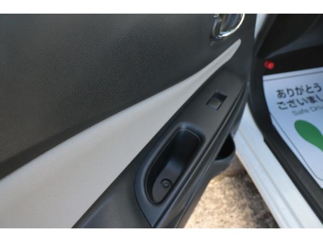 ノート Ｘ　ＦＯＵＲ　後期４ＷＤ　純正ナビ　フルセグＴＶ　バックカメラ　プッシュスタート　インテリジェントキー　社外エンジンスターターＥＴＣ　１年保証（52枚目）